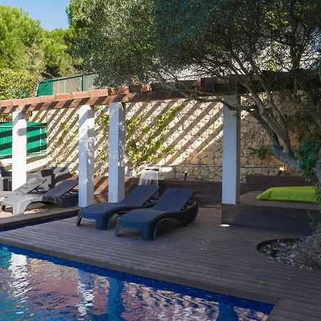 Glicinias Villa
